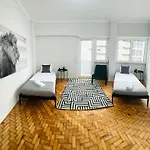 The Crespo House - No 2E - Rooms & Stays