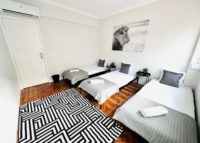 The Crespo House - No 2E - Rooms & Stays